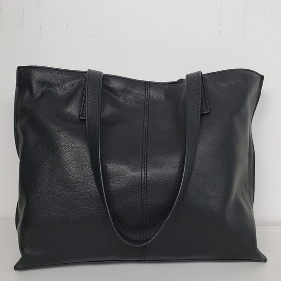 Mark and Graham Large Tote Black Leather - Picture 10 of 12